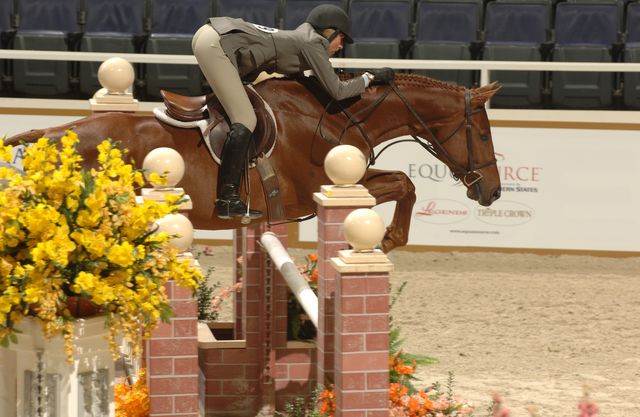 123-Regalia-AshleyHotz-WIHS-10-26-06-DeRosaPhoto.JPG