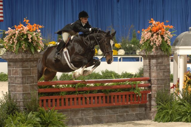 133-ShannonMuldoon-ExtraordinaryGentleman-WIHS-10-25-06-&copy;DeRosaPhoto.jpg