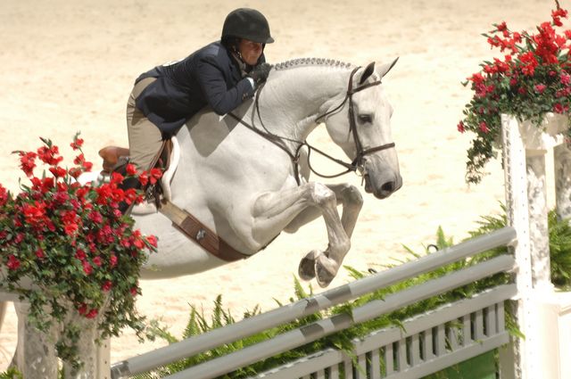 267-GraySlipper-LouiseSerio-WIHS-10-24-06-&copy;DeRosaPhoto.JPG