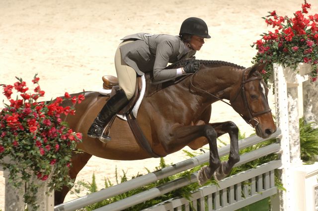 323-GGValentine-JenniferAlfano-WIHS-10-24-06-&copy;DeRosaPhoto.JPG