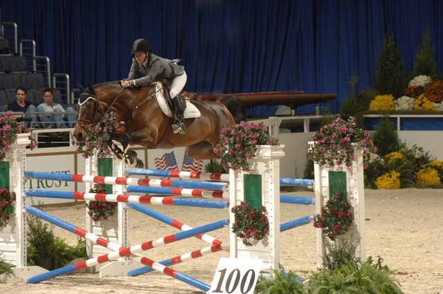 1054-MeganJohnstone-KissMeDesJoncs-WIHS-10-26-06-&copy;DeRosaPhoto.jpg