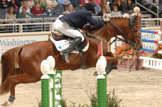 498-AaronVale-Lagato-WIHS-10-28-06-&copy;DeRosaPhoto.JPG