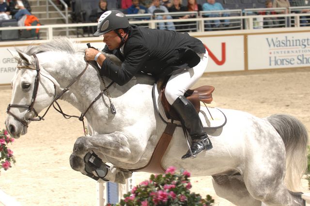 502-MarkLeone-Asante-WIHS-10-28-06-&copy;DeRosaPhoto.JPG