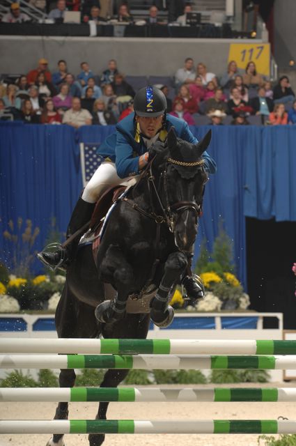 521-HarrieSmolders-ExquisQuebec-WIHS-10-27-06-&copy;DeRosaPhoto.JPG