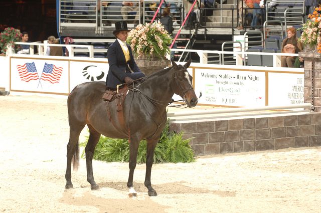 721-MissBrittney-JeanneBlackwell-WIHS-10-26-06-&copy;DeRosaPhoto.JPG