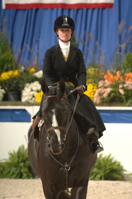 764-MissBrittney-JeanneBlackwell-WIHS-10-26-06-&copy;DeRosaPhoto.JPG