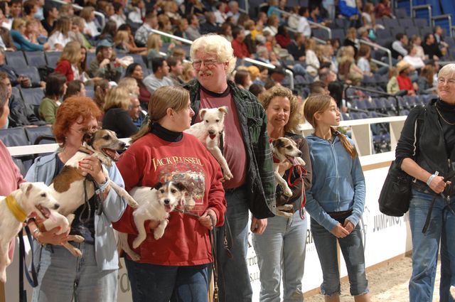 744-Terriers-WIHS-10-27-06-&copy;DeRosaPhoto.JPG