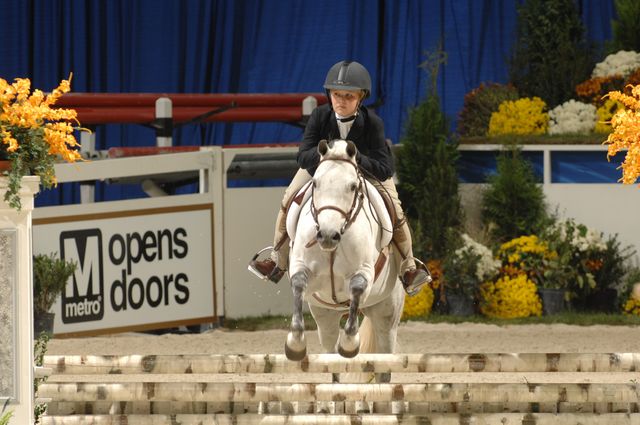 456-VictoriaFree-Step-N-Out-WIHS-10-29-06-&copy;DeRosaPhoto.JPG