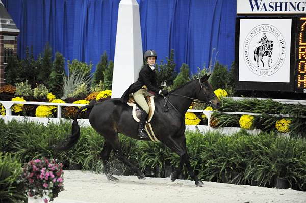 WIHS-10-20-09-DSC_0956-Action-DDeRosaPhoto.jpg