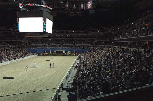WIHS-10-24-09-DSC_0001-Arena-DDeRosaPhoto.jpg
