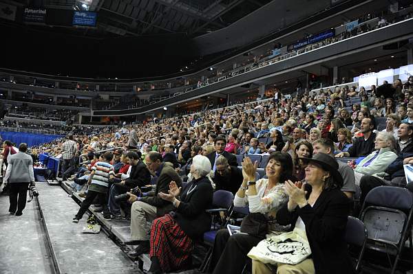 WIHS-10-23-09-DSC_8889-Crowds-DDeRosaPhoto.jpg