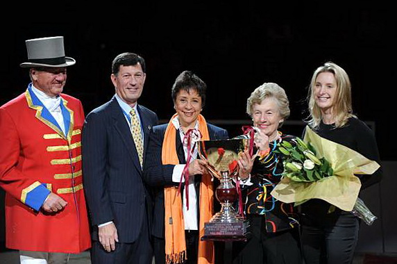 WIHS-10-23-09-DER_7518-HallofFameOare-DDeRosaPhoto.jpg