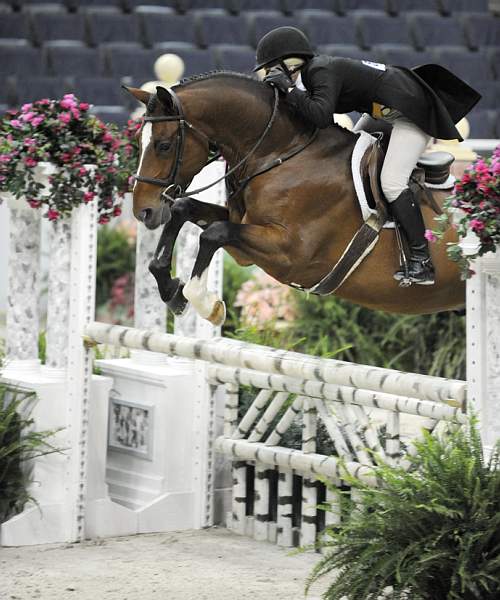 WIHS-10-21-09-DSC_2424-Cezanne-LillianHahn-Hunters-DDeRosaPhoto.jpg