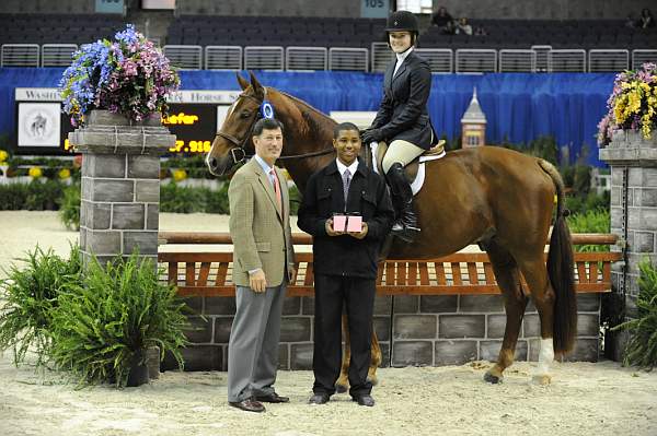 WIHS-10-23-09-DSC_8412-Travino-SamanthaSchaefer-Presentation-DDeRosaPhoto.jpg