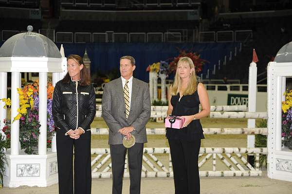 WIHS-10-24-09-Cl182-WIHSJrEqJpr-DER_8540-JenGlass-Presentations-DDeRosaPhoto.jpg