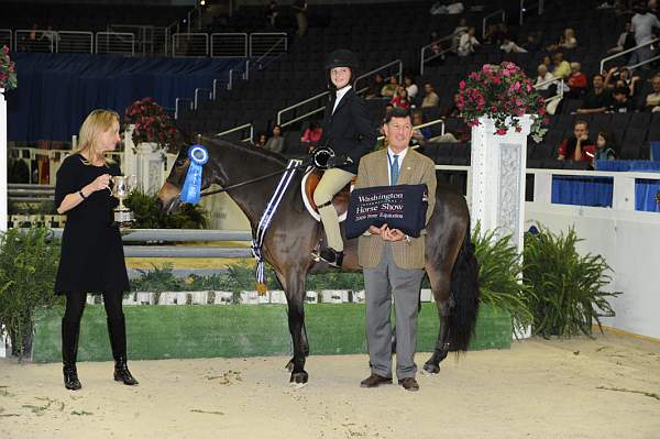 WIHS-10-24-09-DSC_9159-Tango-MadelynKeck-Presentations-DDeRosaPhoto.jpg