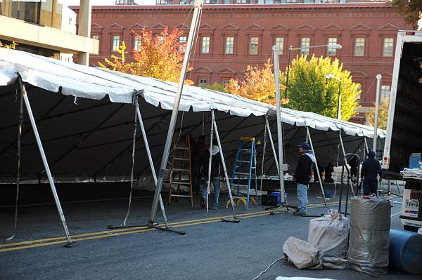 WIHS-10-19-09-201-Setup-DDeRosaPhoto.jpg