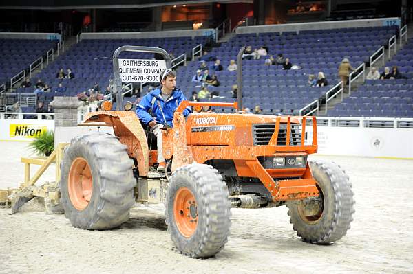 WIHS-10-20-09-DSC_9209-Setup-DDeRosaPhoto.jpg