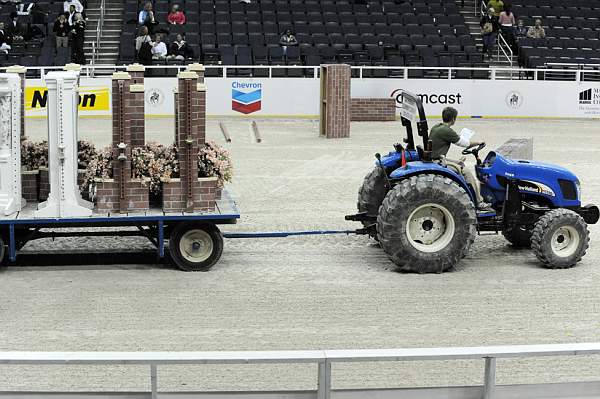 WIHS-10-21-09-DSC_2217-Setup-DDeRosaPhoto.jpg