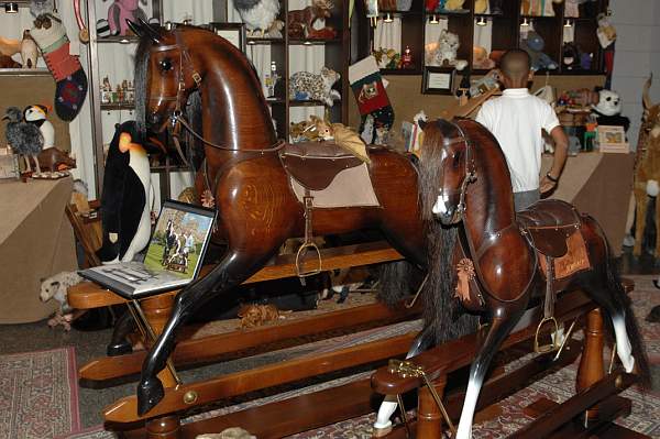 WIHS-10-21-09-DSC_0127-Vendors-DDeRosaPhoto.jpg