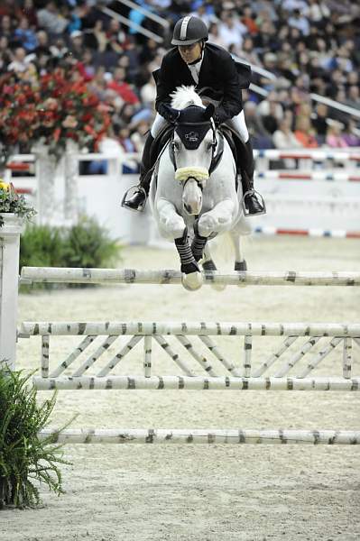 WIHS-10-24-10-PresCup-DSC_1239-VicomteD-MarioDeslauriers-DDeRosaPhoto.jpg