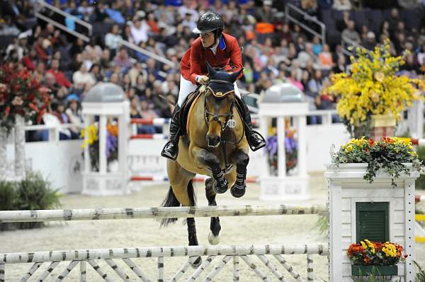 WIHS-10-24-10-PresCup-DSC_1371-QuincyB-HillaryDobbs-DDeRosaPhoto.jpg