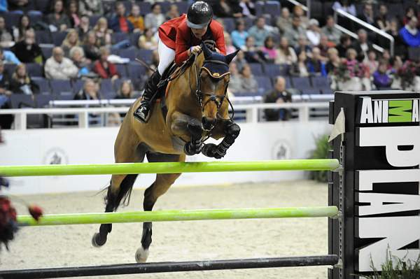 WIHS-10-24-10-PresCup-DSC_1388-QuincyB-HillaryDobbs-DDeRosaPhoto.jpg