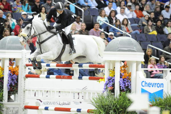 WIHS-10-24-10-PresCup-DSC_1448-VicomteD-MarioDeslauriers-DDeRosaPhoto.jpg