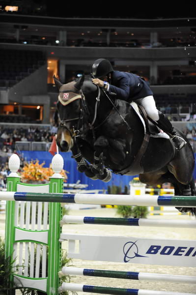 WIHS-10-24-10-PresCup-DSC_1473-Alaska-ToddMinikus-DDeRosaPhoto.jpg