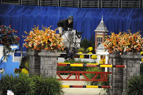 WIHS-10-22-09-DSC_5519-Seraldo-ClaraLindner-AOJpr-DDeRosaPhoto.jpg