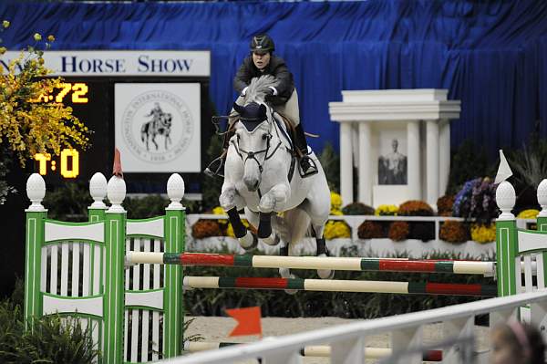 WIHS-10-22-09-DSC_5555-Alaska-NicoleLakin-AOJpr-DDeRosaPhoto.jpg