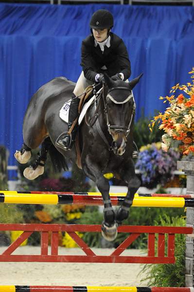 WIHS-10-22-09-DSC_5998-Talent-LucyBlundon-JrJpr-DDeRosaPhoto.jpg