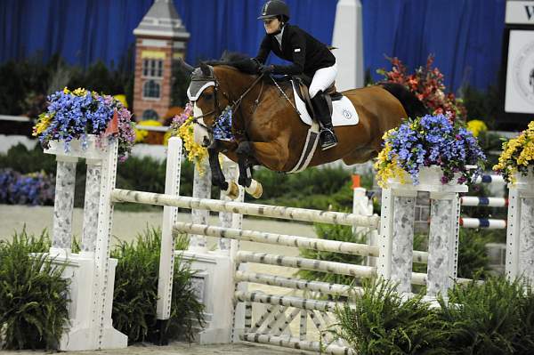 WIHS-10-24-09-Cl203JrJpr-DSC_9182-Carlotta-KelseyThatcher-DDeRosaPhoto.jpg