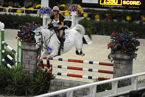 WIHS-10-22-09-Gamblers-DSC_6985-SkaraGlen'sNaikyD'Elca-CandiceKing-DDeRosaPhoto.jpg