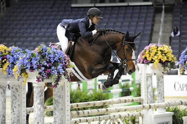 WIHS-10-21-09-AdultJprCh-DSC_3314-MassaiRouge-KathleenWeatherall-DDeRosaPhoto.jpg