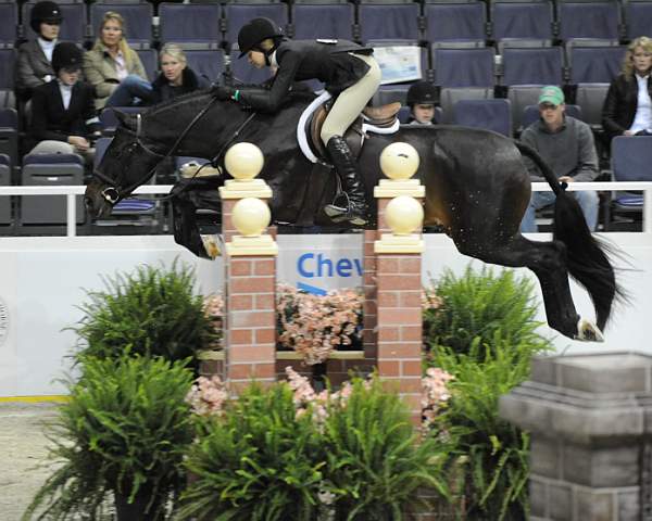 WIHS-10-22-09-DSC_4242-ScoiallySpeaking-AdeleNorton-SmJrHtr15U-Hunters-DDeRosaPhoto-PS.jpg