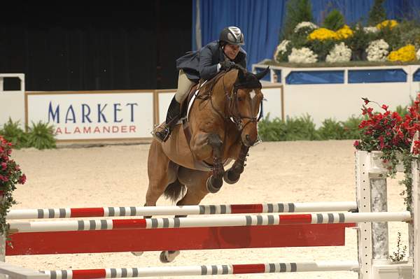 CaraRaether-375-LordG-WIHS-10-26-375-DeRosaPhoto.jpg