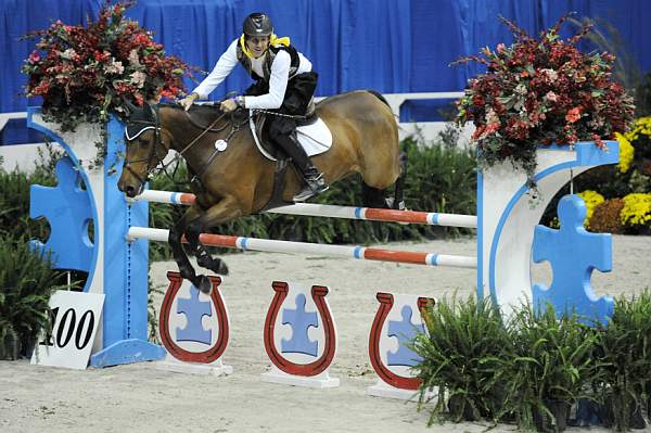 WIHS-10-22-10-Gamblers-DSC_7187-CaretinaIII-CharlieJayne-DDeRosaPhoto.jpg