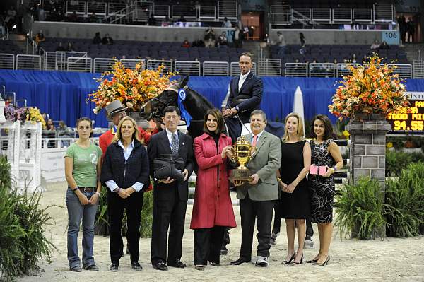 WIHS-10-24-09-DSC_1507-KenDuberstein-Sponsors-DDeRosaPhoto.jpg