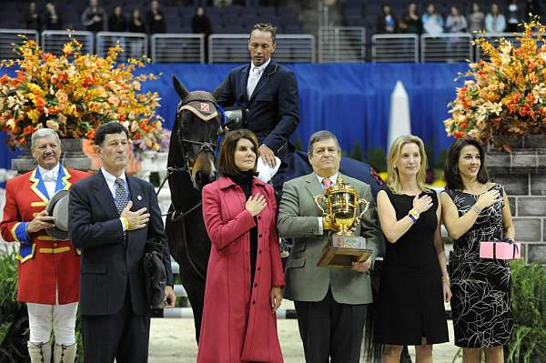 WIHS-10-24-09-DSC_1538-KenDuberstein-Sponsors-DDeRosaPhoto.jpg