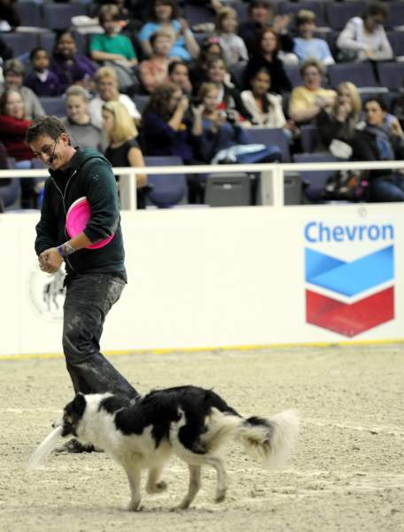 WIHS-10-23-09-DER_7596-ZakGeorge-Sponsors-Chevron-DDeRosaPhoto.jpg