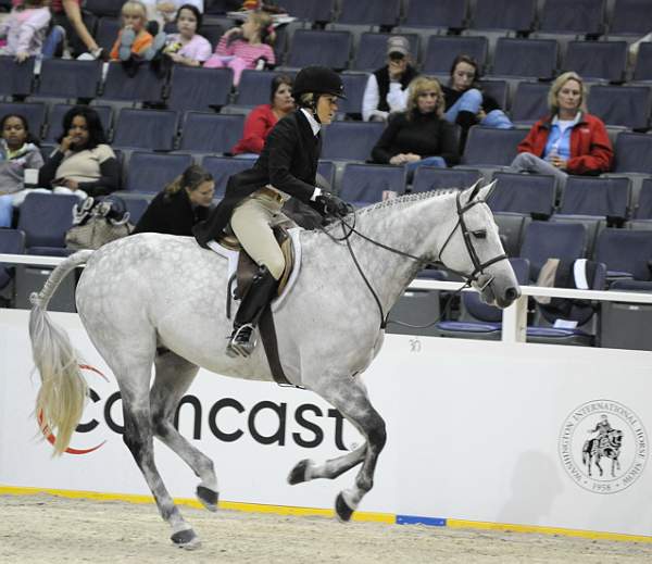 WIHS-10-21-09-DSC_2769-Bolero-StacyArani-Sponsors-Comcast-DDeRosaPhoto.jpg