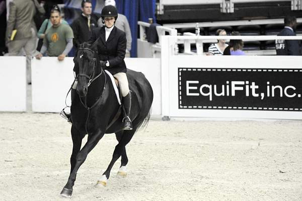 WIHS-10-21-09-DSC_2278-007-JoelleKennedy-Sponsors-EquiFit-DDeRosaPhoto.jpg