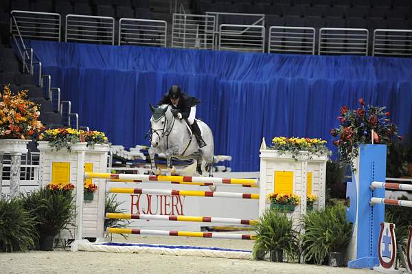 WIHS-10-23-09-DER_6559-OpJpr212-MagicCruise-JimmyTorano-Sponsors-Equiery-DDeRosaPhoto.jpg