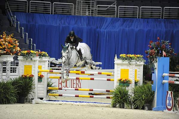 WIHS-10-23-09-DER_6560-OpJpr212-MagicCruise-JimmyTorano-Sponsors-Equiery-DDeRosaPhoto.jpg