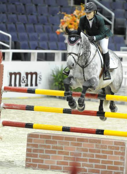WIHS-10-23-10-A-OJprAmbCup-DSC_8517-Seraldo-ClaraLindner-Sponsors-M-M-DDeRosaPhoto.jpg