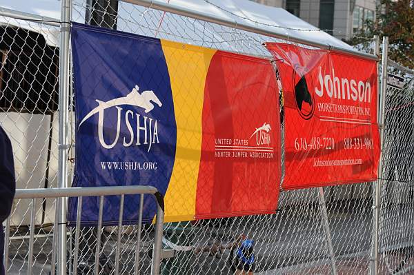 WIHS-10-25-09-DSC_2567-Sponsors-USHJA-DDeRosaPhoto.jpg
