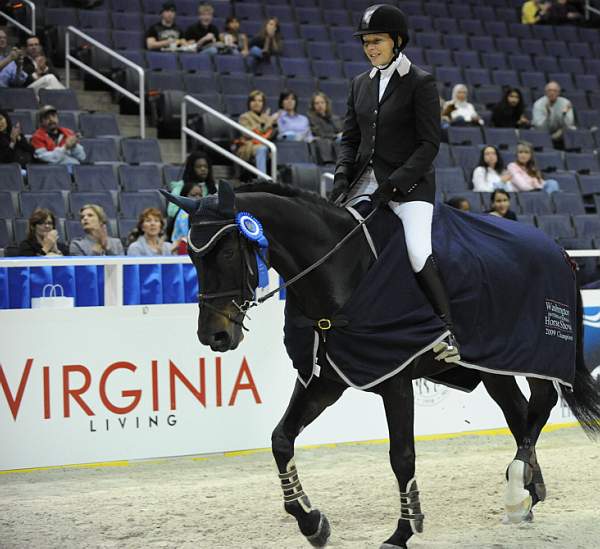 WIHS-10-21-09-DSC_3690-AdultJprCh-Grisset-AlissaKinsey-Sponsors-VirginiaLiving-DDeRosaPhoto.jpg