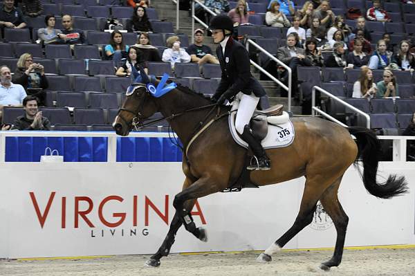 WIHS-10-24-10-Cl203JrJpr-DSC_9579-Sponsors-VirginiaLiving-DDeRosaPhoto.jpg