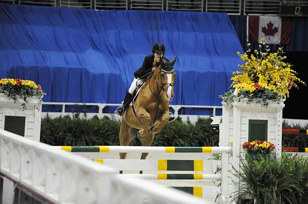 WIHS-10-21-09-AdultJprCh-DSC_3334-Micenas-SarahKirson-DDeRosaPhoto.jpg